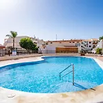 Apartmán Amaravilla: Playa, Piscina Y Barbacoa